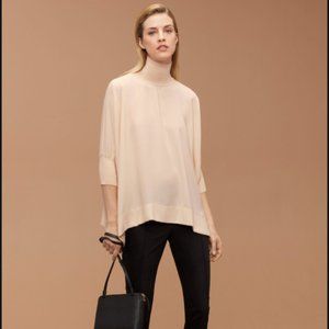 BNWT Aritzia Babaton Blouse